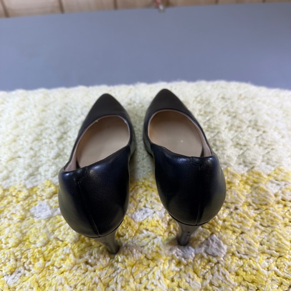 New money Cole Haan Black Leather Pointed Toe Stiletto Heels Women's Size‎ 6B - Picture 7 of 16
